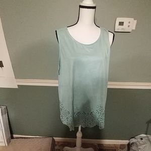 Short sleeve mint green top
